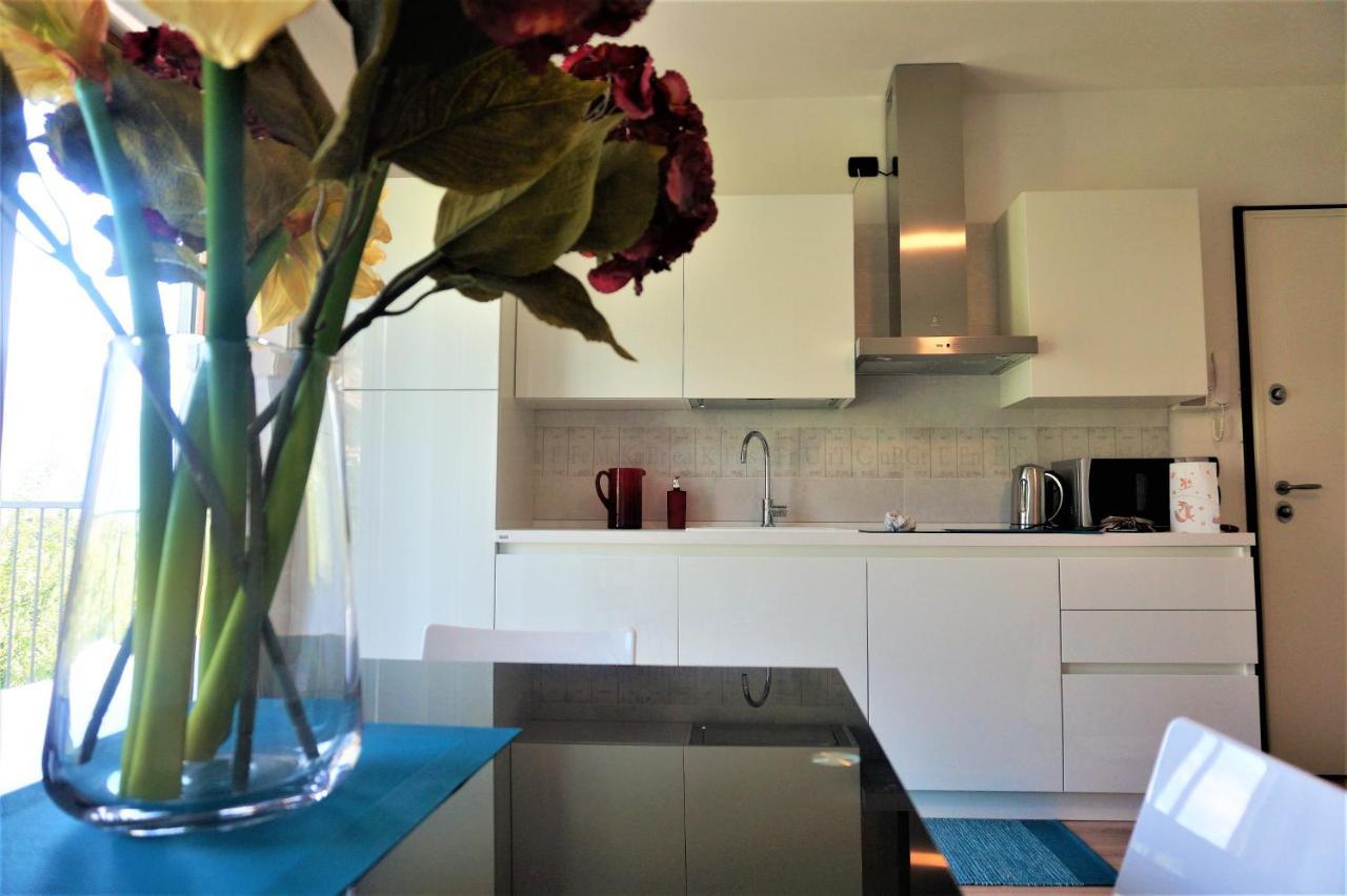 شقة ريفا ديل غاردا  في Apartament Deluxe Mayde المظهر الخارجي الصورة